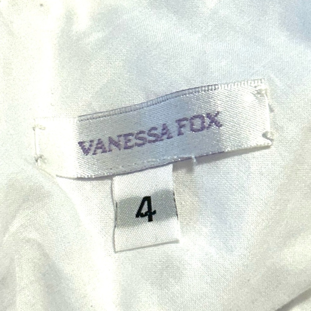 Vanessa Fox White Eyelet Sleeveless Sundress with Halter Neckline - Picture 4 of 9
